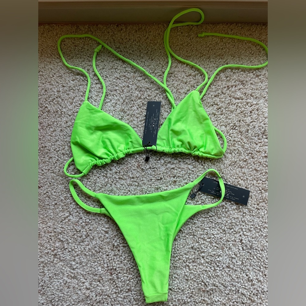 NWT LALI AND LAYLA THATS HOT NEON Bikini